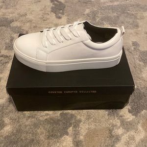 Lulu’s Kenley Platform Sneaker